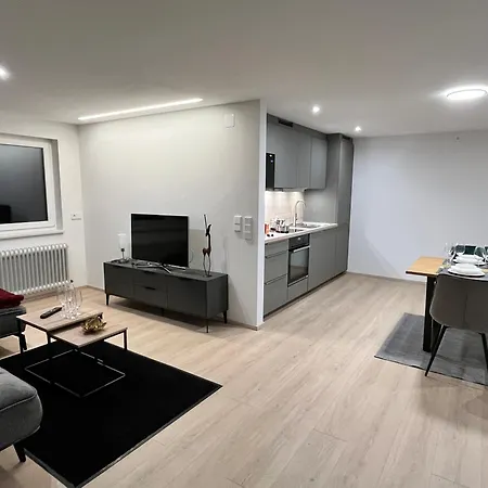 Lima Fewo Apartment *